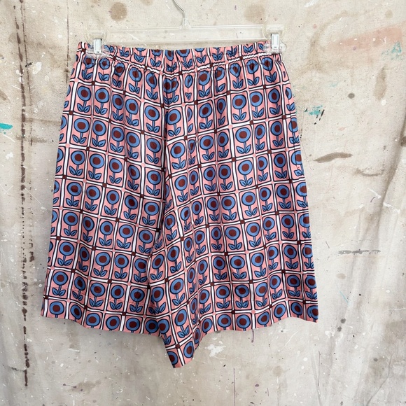 Odeeh Silk Patterned Bermuda Shorts - Picture 4 of 4